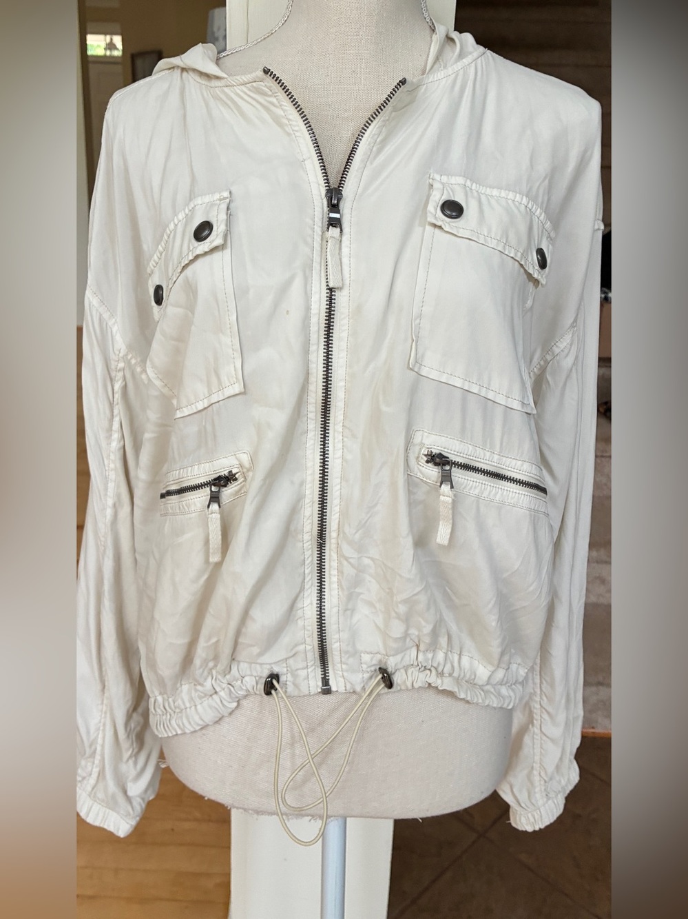 Marrakech Lightweight Ivory Utility Zip Jacket with Pocket Details